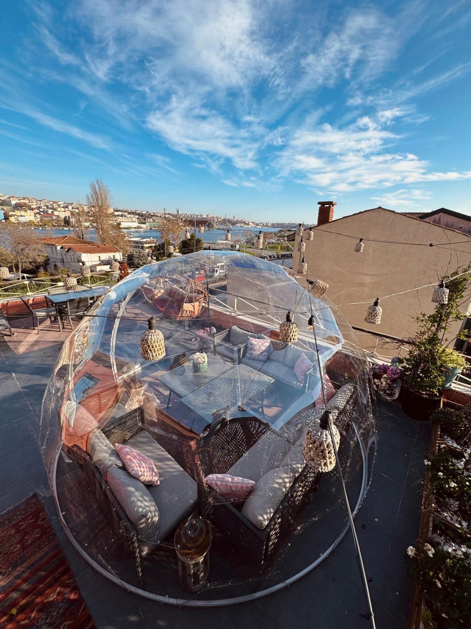 Waterfront Apartment By The Tram - Terrace With Dome & Golden Horn View In Fatih Istambul Extérieur photo